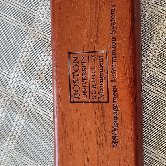 Boston University School of Management Wood Case and Ballpoint Pen - Picture 3 of 8